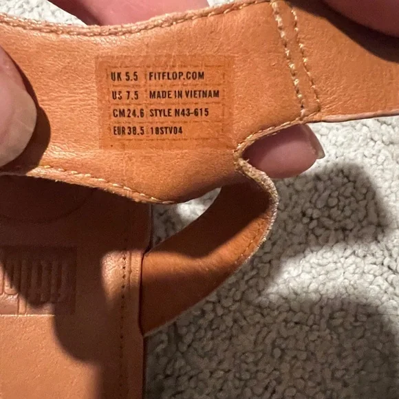 FitFlop Cova Slip-On Metallic Rose Gold Women’s Sandals Size 7.5 Apple Blossom - Picture 9 of 9